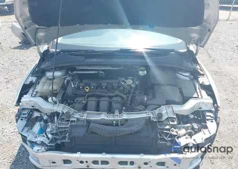 2018 Ford Focus Se z USA, uszkodzony, nr VIN 1FADP3F26JL266393